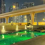 Dubai Marina Luxury Studio - Tie Vacation Homes
