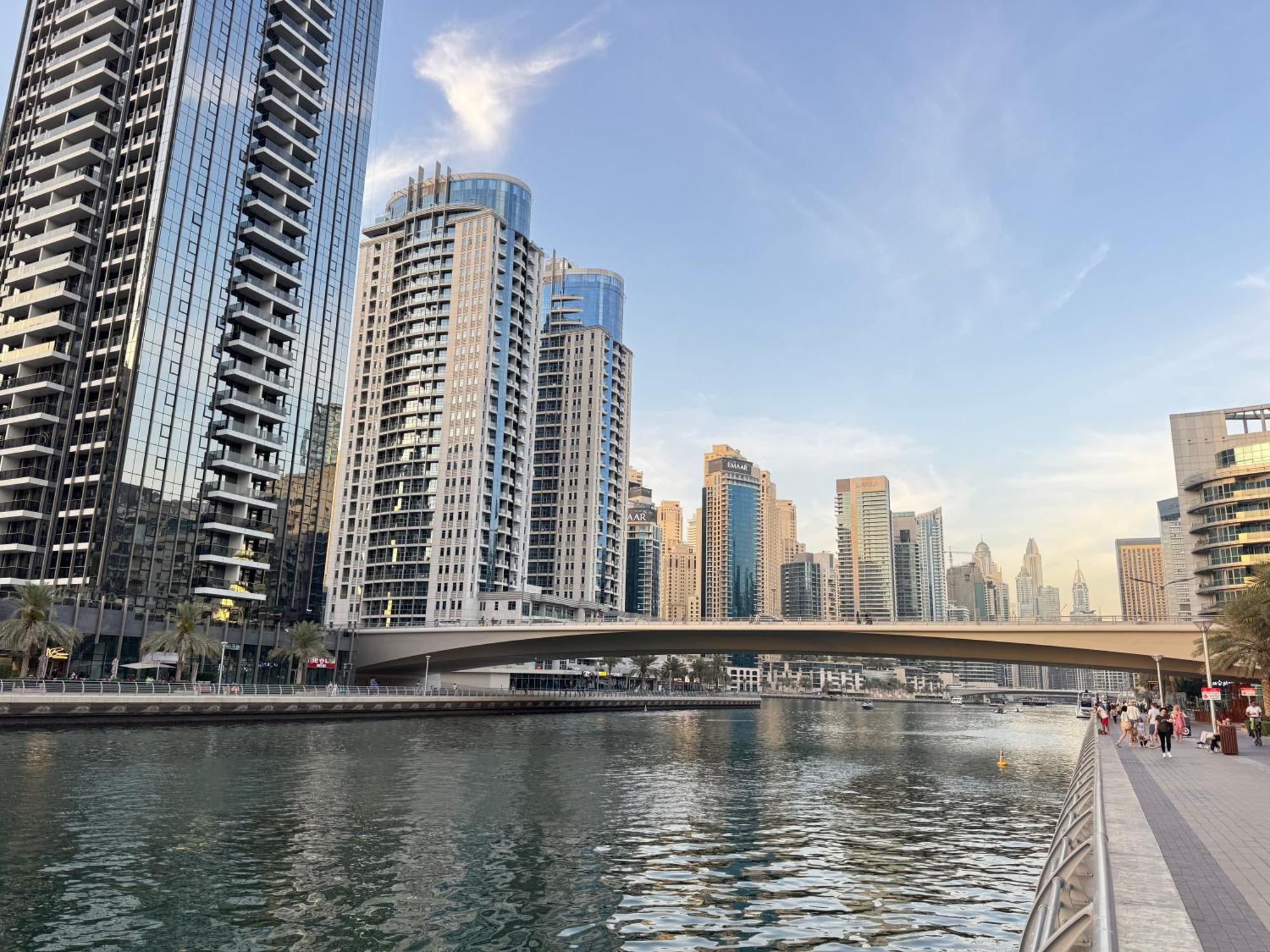 Marina Luxury - Tie Dubai